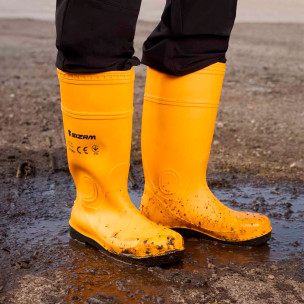 Сапоги резиновые рабочие влагозащитные YELLOWSTONE
